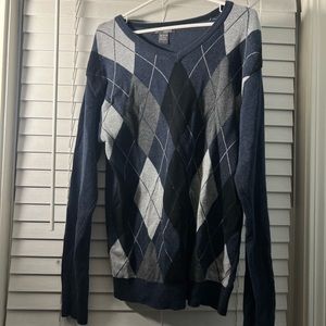 Men’s size L argyle print vintage pullover